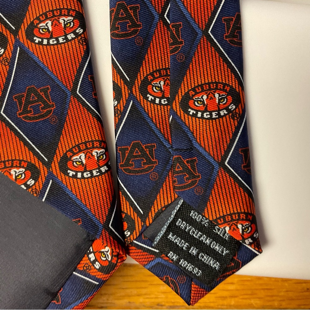 Larson Auburn Tiger Blue Orange Silk Men’s Tie Football War Eagle - Picture 2 of 4